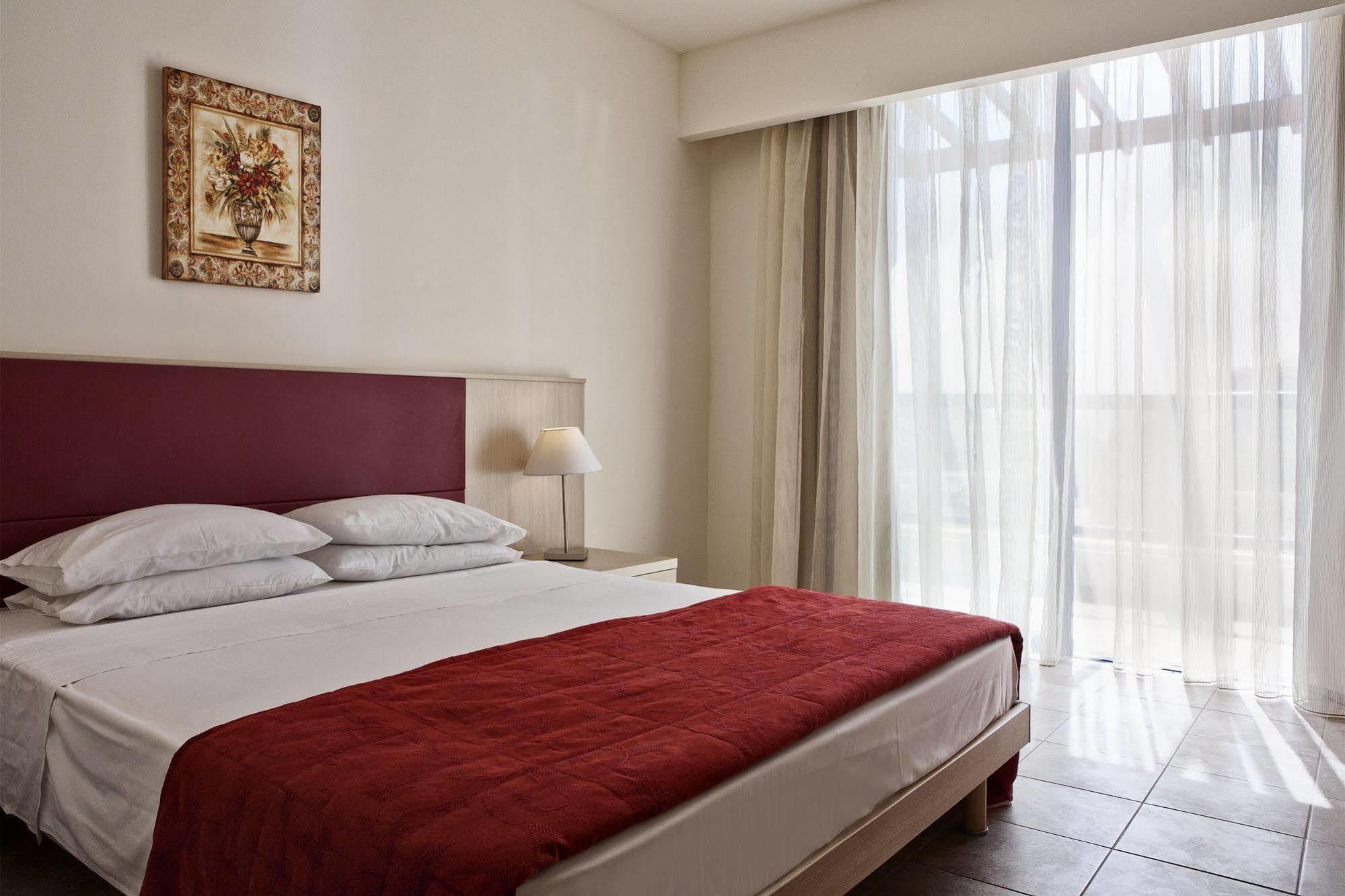 Sunrise Hotel Pefki Kültér fotó